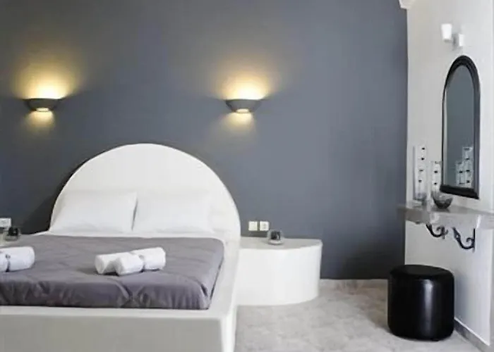 Philippion Boutique Fira (Santorini)