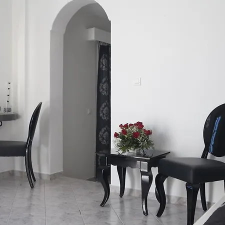 Ξενοδοχείο Philippion Boutique Φηρά